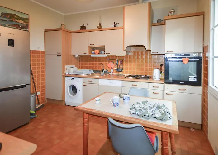 Belle Maison Au Bord De La * 法雷诺