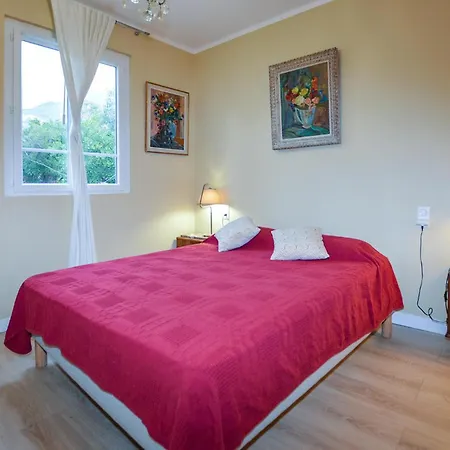 Belle Maison Au Bord De La Holiday home