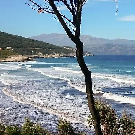 Belle Maison Au Bord De La Holiday home *