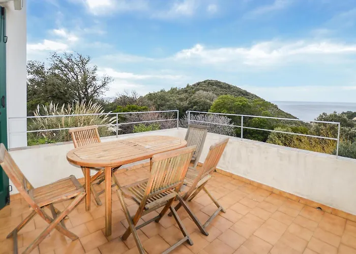 Holiday home Belle Maison Au Bord De La Farinole